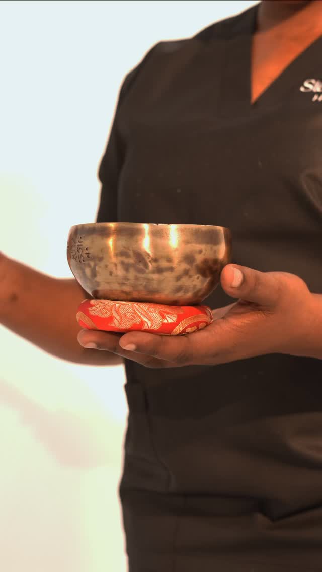 Your home.
Your spa.
Professional in-home massage delivered to your space —
so you can truly relax without going out.
• Ladies & couples only
• No extra services
• By appointment only
📩 Book via WhatsApp