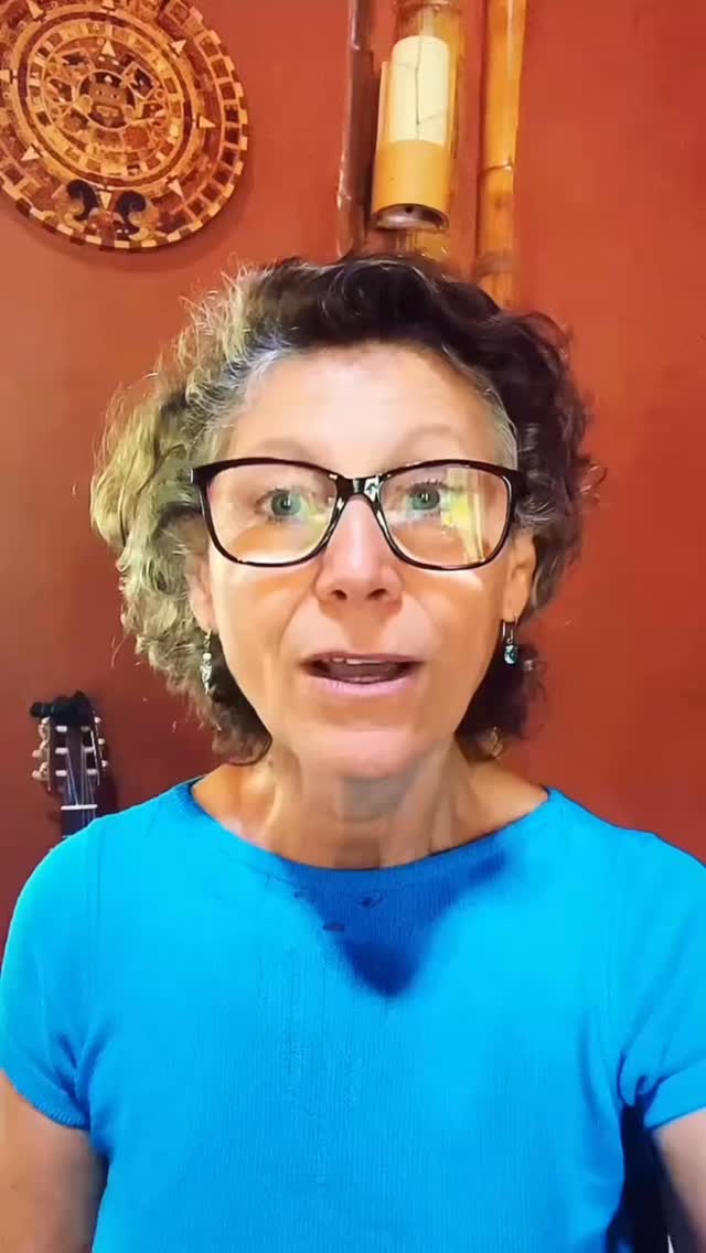 AS TRÊS CAMADAS DA EXPERIÊNCIA HUMANA
Faça sua inscrição! Link na bio do Instagram
ou fale conosco no privado.
WhatsApp: (31) 97100 7078
É hora de despertar para o seu Verdadeiro Poder!
Nos dias 1º, 2 e 3 de março eu vou conduzir três aulas online onde você vai aprender, de forma clara e prática, como essas três camadas funcionam, como identificá-las enquanto a vida acontece e acessar infinitas possibilidades por não estar preso a padrões e condicionamentos automáticos.
O desperto tem acesso a escolhas!
Você não vai aprender apenas teoria, vai aprender a identificar as histórias que estão regendo sua vida, sair do automático e escolher conscientemente qual história quer vibrar e manifestar.
Ao se matricular na Jornada AS TRÊS CAMADAS DA EXPERIÊNCIA HUMANA, pelo Hotmart, você recebe uma aula BÔNUS preparatória, entrará em um grupo do WhatsApp para receber os LINKS DAS LIVES e depois terá acesso às gravações de todas as aulas pelo Hotmart por um ano para aprofundar e aplicar no seu dia a dia! 💫
Se você está pronto para;
🦋 despertar,
🦋 parar de repetir histórias 🦋 escrever um novo roteiro para a sua vida, e a vida no planeta 🌎, esse convite é para você!
Faça sua inscrição!
Link na bio do Instagram
ou fale conosco no privado.
WhatsApp: (31) 97100 7078
Humana aprendendo a Ser
Eu Sou aqui
Eu Sou aí
Silvana da Cunha
Cientista Intuitiva • Alquimista • Palestrante
Consteladora Sistêmica Familiar • Terapeuta Holística • Mentora
Fundadora da TQC Cura Quântica®️
e do Despertar Quântico da Consciência
www.florescimentocriativo.com