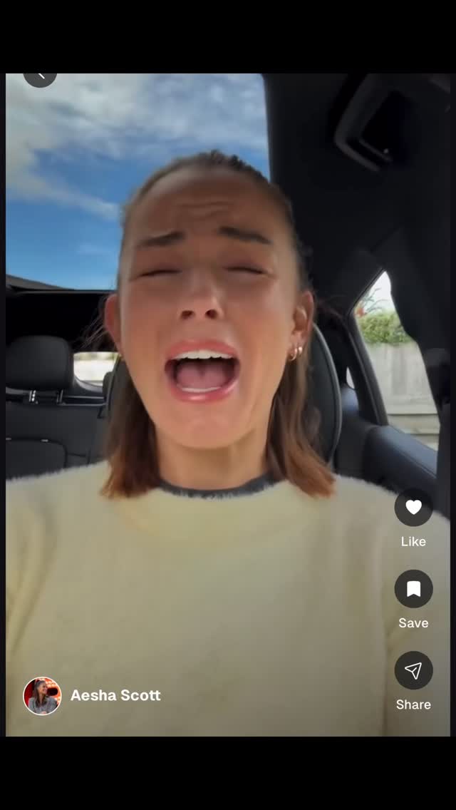 Happy Birthday to me! I'm another year older and feeling grateful! 💛
Any other @belowdeckbravo fans out there? 🙋🏼♀️My family totally made my day with a surprise @cameo message from the one and only @aesha_jean (I was actually indulging in @traderjoes chocolate covered gummy bears at the time!) I was so touched and I just can't keep it to myself! Enjoy!
And yes, @aesha_jean, you and I would be fast friends! ❤️
#happybirthday #belowdeckfan #parksandrecreation #traderjoes #mentalhealthmatters