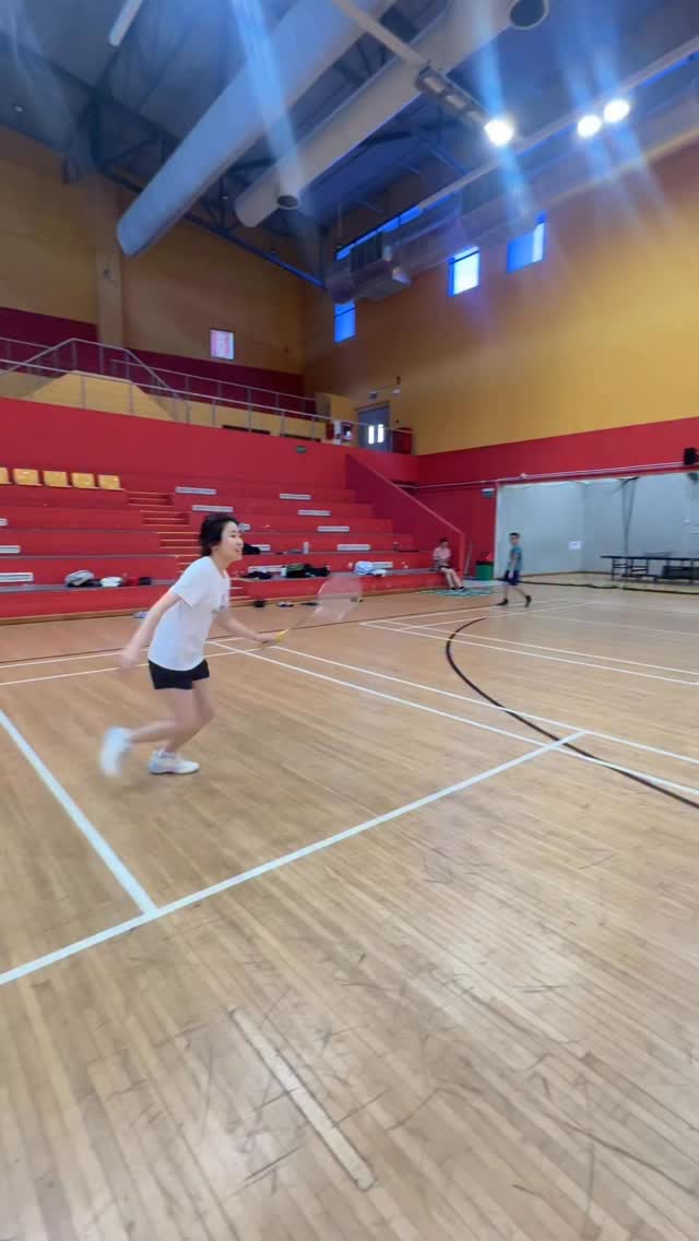 Ankle injury can be easily prevented in badminton. Here are 3 things to look out for to prevent injuring your ankle👍
#badminton #singaporebadminton #badmintonskills #badmintonplayer #sgbadminton