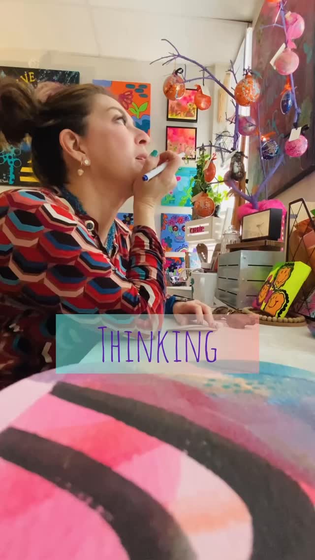 Thinkingโฆ Toomuchery ๐ป
#creativethinking โจ
:
:
:
#artprocessvideo
#texasartist ๐จ๐ฑ
#sharonleezapata