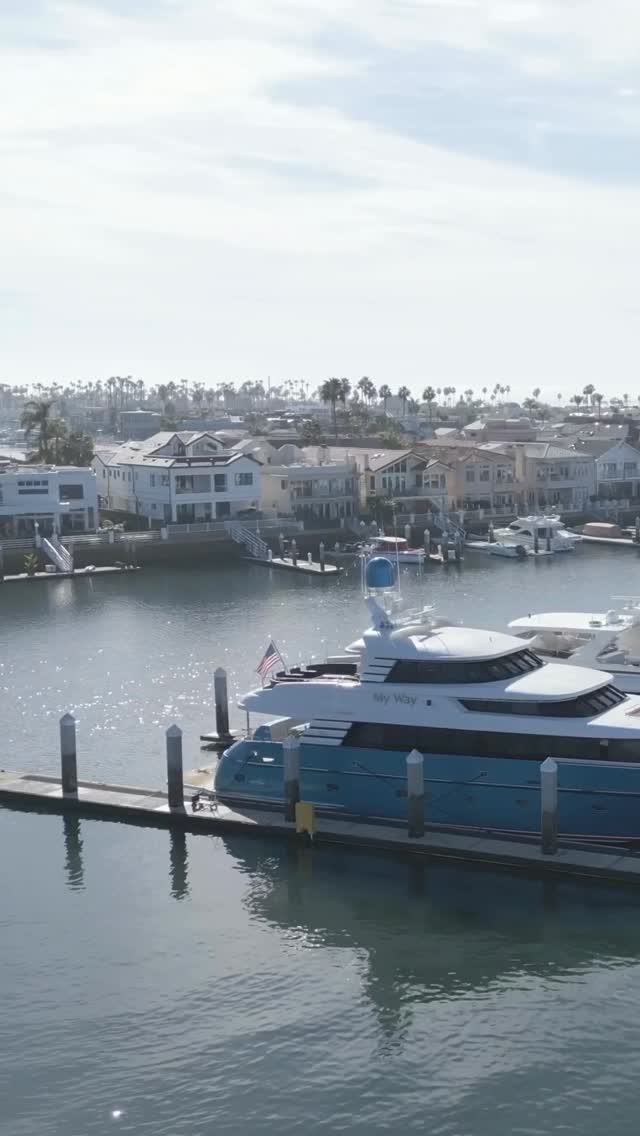 This is why we love Coronado 🤍🌊
From charming coastal streets to the stunning Coronado Cays, it’s waterfront living at its finest. The Cays offer a unique lifestyle you just don’t find everywhere… private boat docks right outside your backyard, morning paddleboard sessions, sunset cruises from your own slip, and that peaceful harbor energy every single day.
It’s a community where neighbors wave from their docks, evening walks come with bay views, and life simply moves at a better pace. Whether you’re a boating enthusiast or just love the idea of living on the water, the Coronado Cays deliver that dream coastal lifestyle.
And the best part? You don’t have to vacation here… you can live here.
If you’ve been thinking about making Coronado home, let’s talk about what’s available and what fits your vision.
📞 Remi Pieratt 619.972.7364
🖋 Compass | DRE 01764378
✉ remi.pieratt@compass.com
#CoronadoCays #CoronadoLiving #WaterfrontHomes #SanDiegoLuxury #CompassAgent