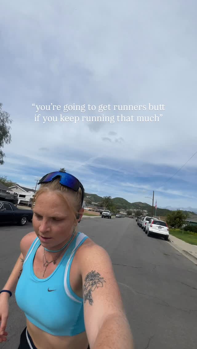 There are ways to avoid it !! Strength training will be your best friend :)
#runnersofinsta #runnergirls #runningtips #runningjourney #glutegains