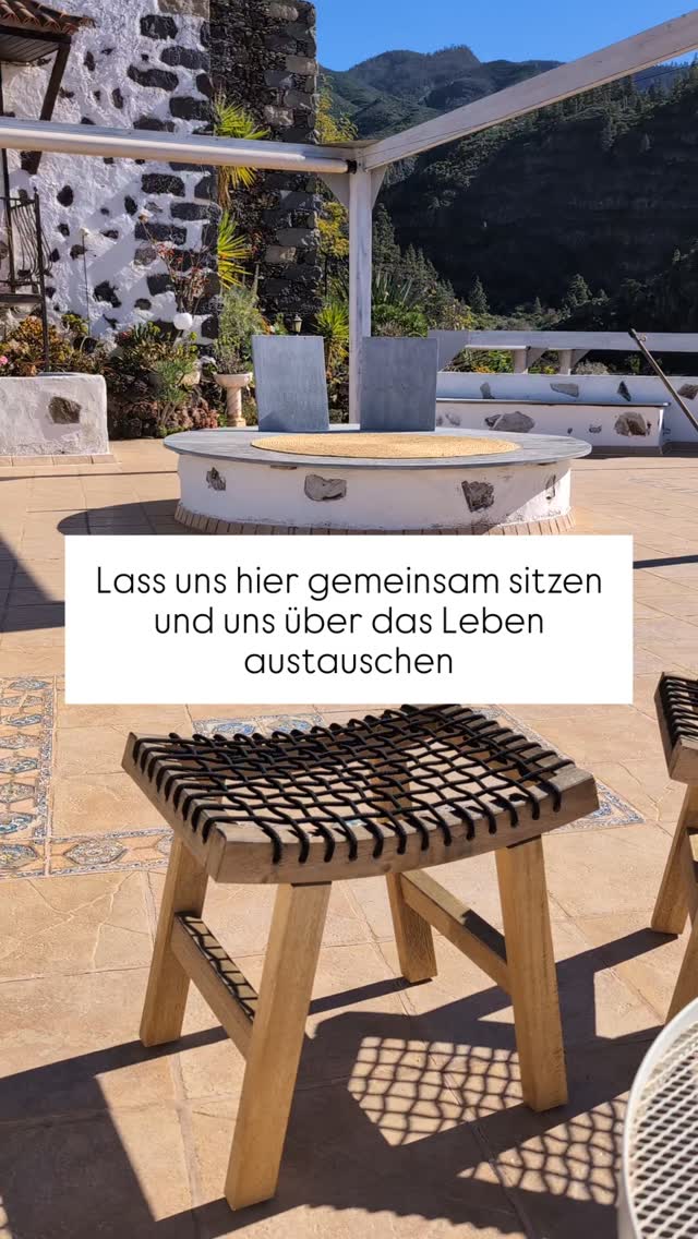 Lass uns hier gemeinsam sitzen und uns über das Leben austauschen 💜
#yogaretreatteneriffa #yogameditation #yogaretreat