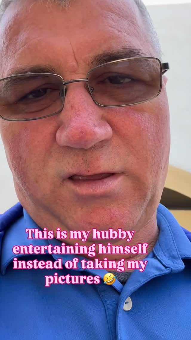 Never a dull moment with my comedian hubby @kriskapusta ! 🤣🤪🤣
I asked him to take my pictures and this happened 🤪🤪🤪
#awakenwomenclub #visionarywomen #funnystory