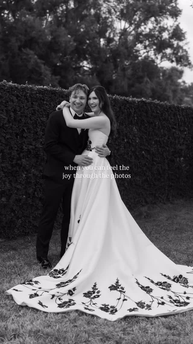 The kind of wedding day you wish you could relive immediately ✨
From the first look to the last dance, every moment was filled with joy and laughter.
The energy. The people. The love. That’s what it’s all about at Chapel & Cellar 🤍
#chapelandcellar #chapelandcellarweddings #winterparkvenues #weddinginspo #orlandoweddingvenue