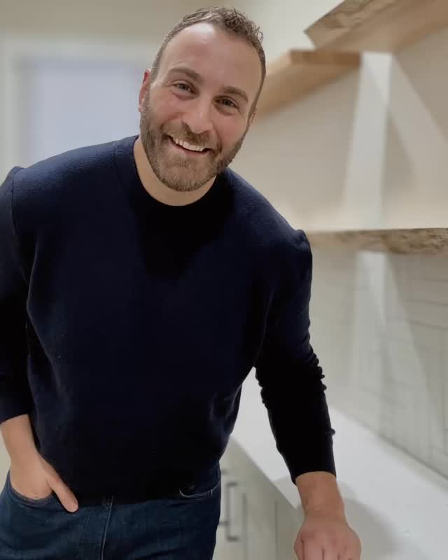 Buying and selling aren’t emotional decisions.
They’re financial ones.
My job isn’t just to show homes or stick a sign in your yard —
it’s to help you make the smartest move possible in this market.
Whether you’re looking to buy, sell, or both…
Let’s build a strategy that actually makes sense.
DM me and we’ll start there.
Joe Cimino | Realtor®️
HomeRounds Realty
614.653.7215
joe@homerounds.com