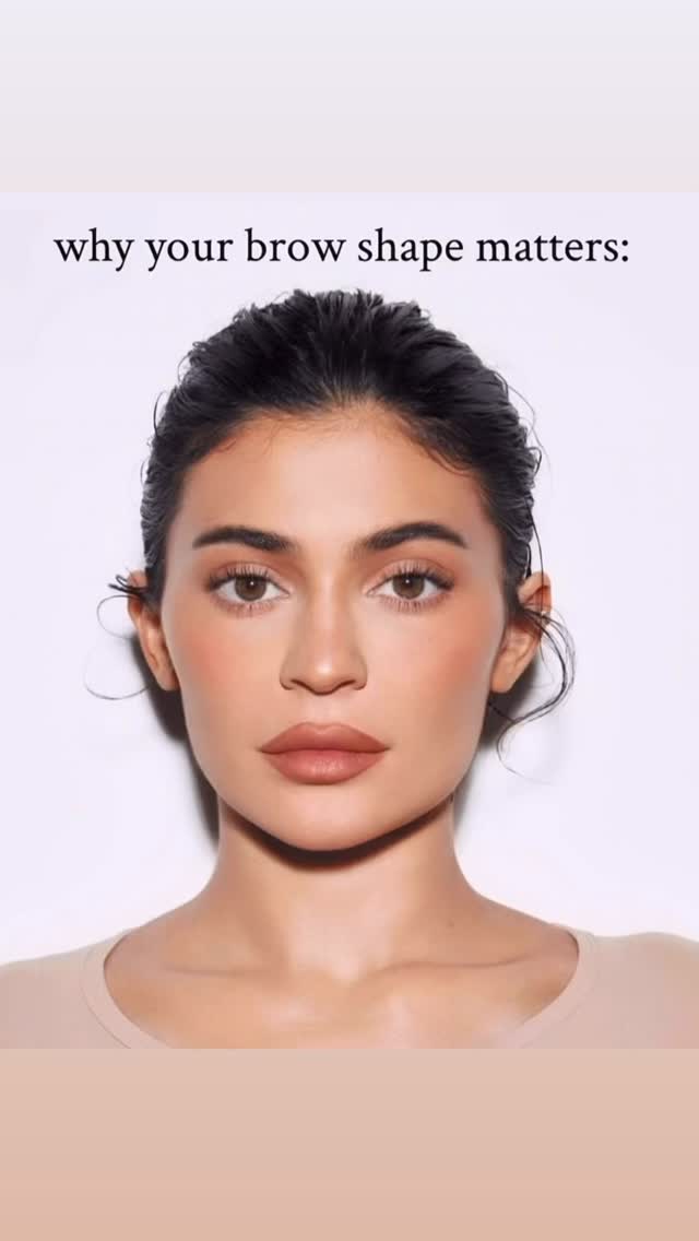 You can be beautiful… but without the right eyebrows, the look isn’t complete. 😉💁♀️
Você pode ser linda… mas sem a sobrancelha certa, o look não fica completo.
#browtransformation #milamakeupla #browshapes