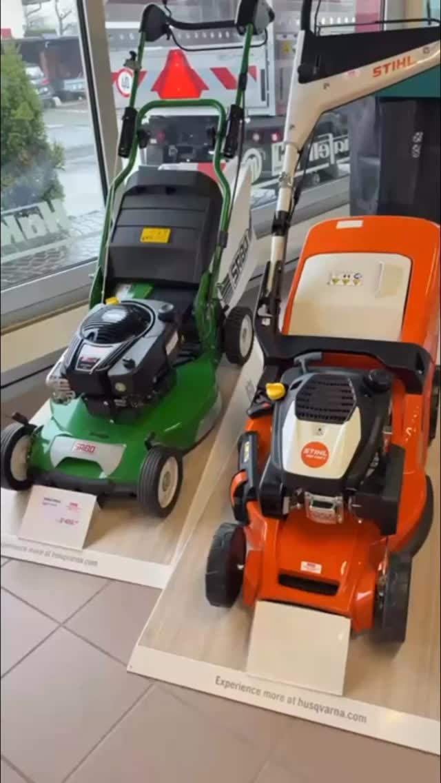 Der Frühling kann kommen 🌱
Bei uns findest du alles, was dein Garten jetzt braucht:
Rasenmäher, Mähroboter, Motorsägen, Heckenscheren und das passende Zubehör dazu.
Ob du pflegst, schneidest oder neu startest – wir zeigen dir die passende Lösung. Komm vorbei und rüste dich für die Saison. 🌿
