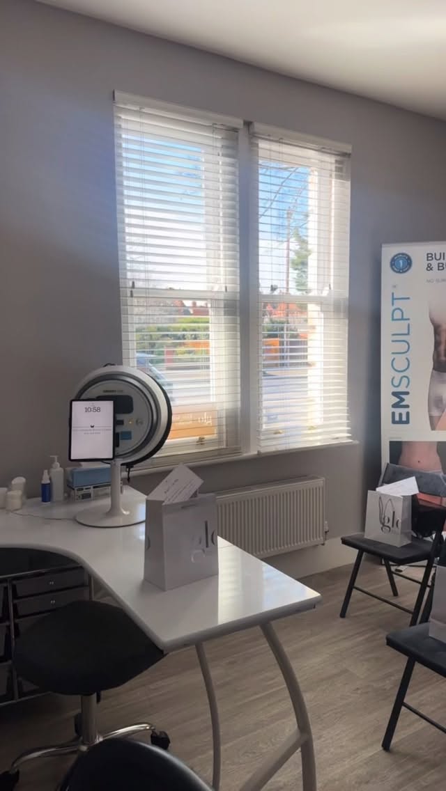 A huge thankyou to everyone who joined us at our Skin Revival Event yesterday to launch our latest treatment IPL Lumecca ✨🥂
Your continued support allows us to keep doing what we love- helping you feel confident and glowing in your own skin. Seeing so many of you in the clinic, asking questions, starting your skin journeys, and sharing such positive energy in our community means so much!
We can’t wait for the next one….🤍✨
📍London Road Clinic: 65 London Road, Newark NG24 1RZ
📞 01636 680767
📧 hello@londonroadclinic.com
🔗 Booking link in bio