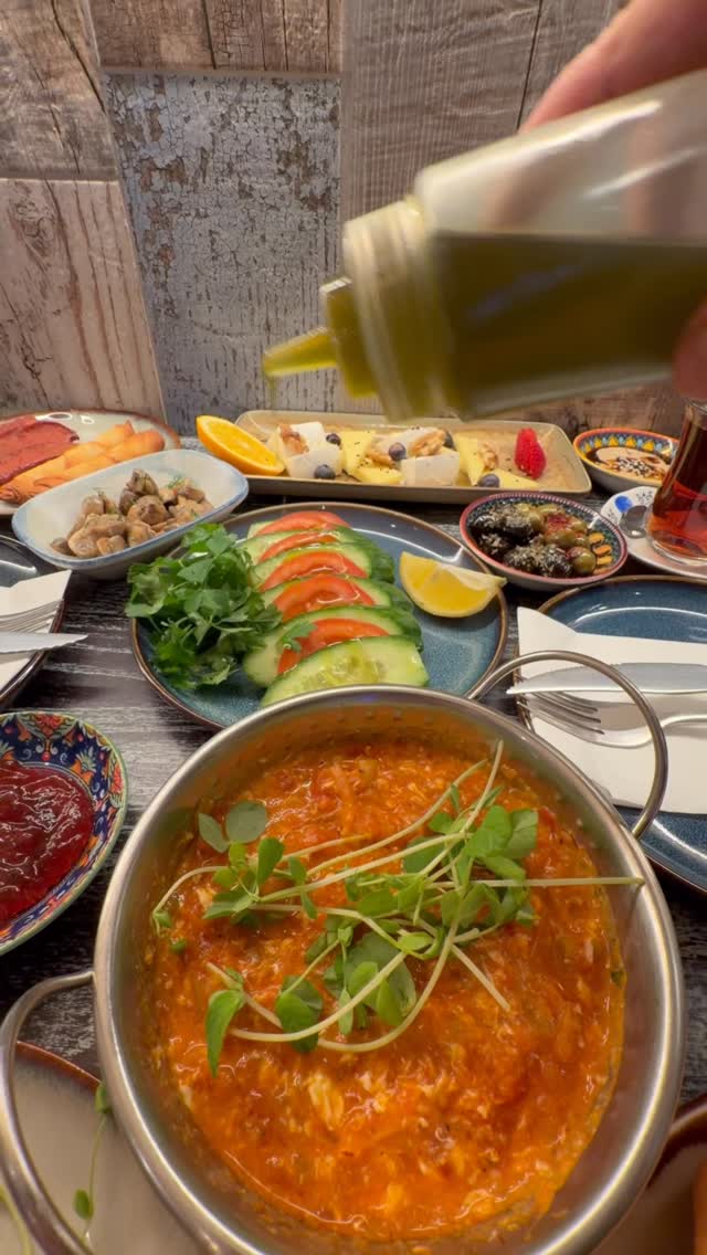 Brunch is calling, and we’ve saved you a seat at the table. Fresh flavours, cosy vibes, and the perfect weekend treat — join us for a brunch you’ll want to come back to.
#BrunchTime #WeekendBrunch #BrunchInvitation #LondonBrunch #CafeVibes FoodLovers BrunchGoals BrunchDate CupOfJoyLondon NorthLondonEats