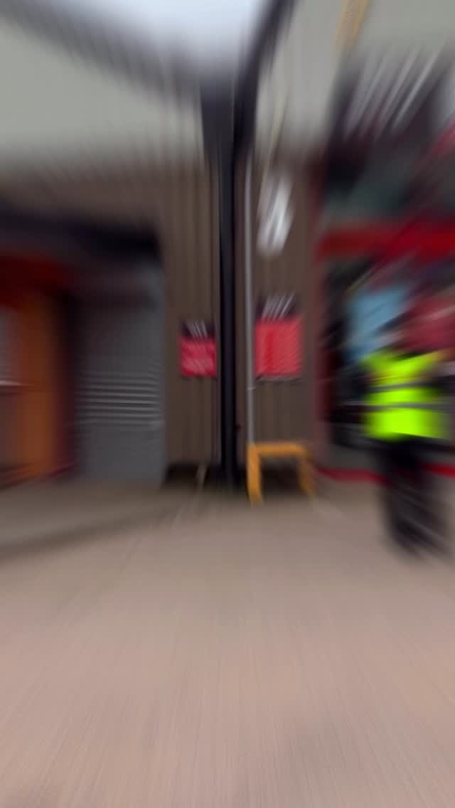 1 container, 2 container, 3, 4, 5 and now we are here Alhamdulilah!
#birminghamfood #halalfoodbirmingham #myzfoods #birmingham #foodbusinessstartups