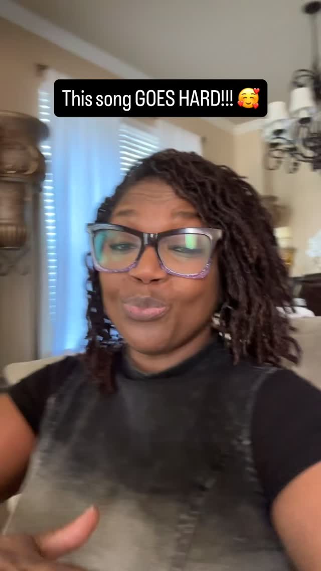 God don’t play about it me and me and I don’t either!!! 💕🥰😘💐 #godsgirl #iykyk #thebloomingeffect #findyourresilience #demreeds