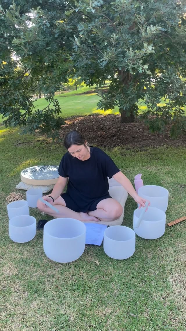 ✨ Tonight’s sound bath was pure magic 🥰
Sunset sky, a gentle breeze and birds singing all around.
So deeply grounding and regulating.
My nervous system needed this 🫶
#parksweek2026 #themiddleofeverywhere #inwardshift #wellingtonshiregippsland #gippslandwellness