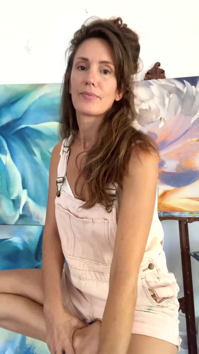 My gosh… do any of you find it this challenging to make videos of yourselves???? I’m hopeless with an audience, even if it’s my own camera it seems. 🫠 Please tell me it gets easier?!
I hope what I shared resonated with you. Let me know! Our hearts are beautiful, delicate, sometimes mysterious… they all deserve to bloom, and often just need a bit more TLC from us. Thanks @mystic_muse_ for sharing your magic with me, you’re a gift to this earth!
💫🕊️💫