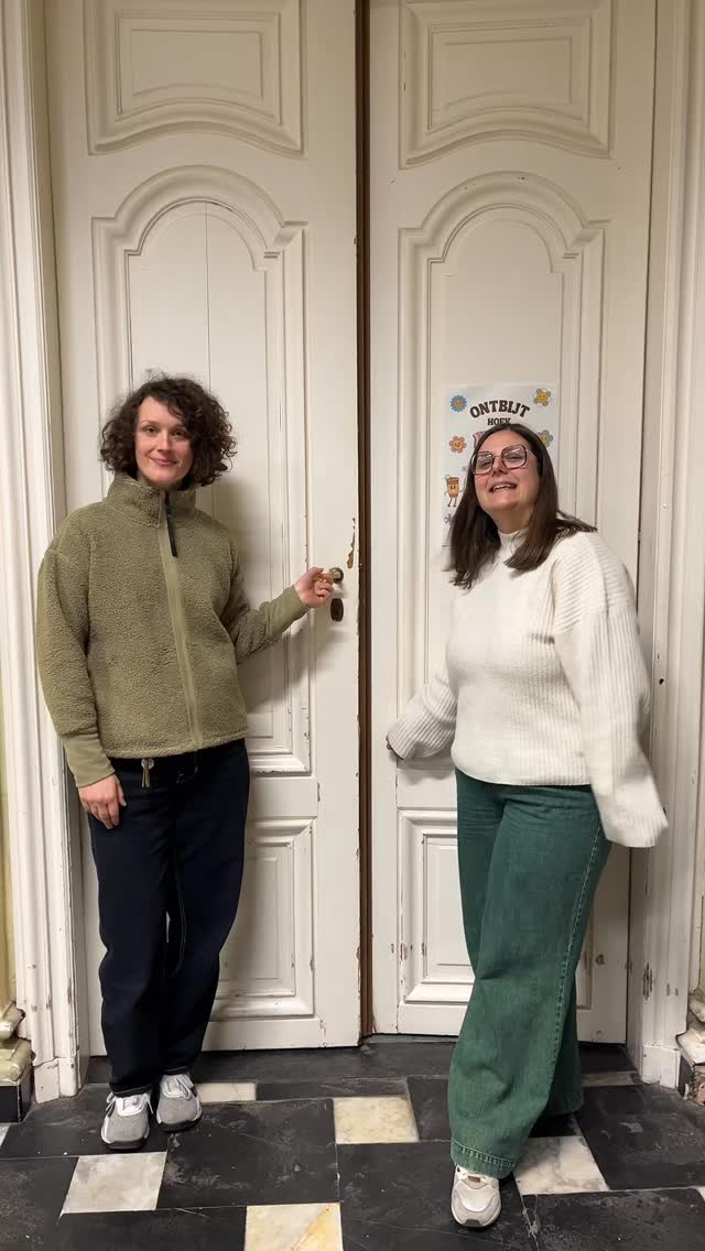 Na een zalige krokusvakantie zijn we weer helemaal opgeladen en klaar om erin te vliegen! ✨
Het OV4-team is er helemaal klaar voor… Did you miss us? 😉