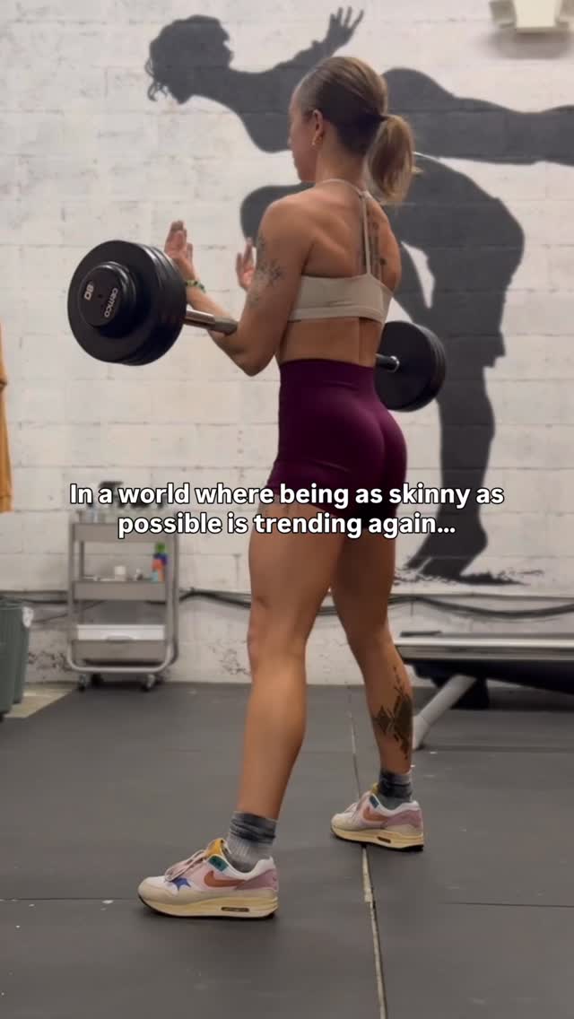 I know someone out there needs to see this because I’ve been there before. I’ve played the game of chasing the aesthetic I was fed. Thinking that I’d finally be happy with myself when I “arrived”.
Your body was never meant to be a trend.
It was meant to carry you through this one life you get - to grow stronger with you and to continuously show you what you’re capable of.
Strong bodies build confidence. Are you ready to see what you’re capable of?
My greatest passion in life is guiding other women into that same unshakeable confidence. 😍
When you start getting out of your own way, you find out just how much you can accomplish - and how good you can feel doing it.
Join me - DM me if you’re interested in the FORMA Signature. The best way to work with me to build your strongest self. 🫶
#strongwomen #gymwomen #strongwoman