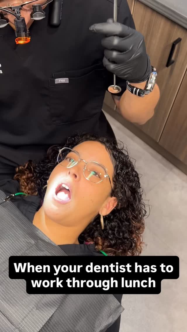 Break room smelling like ramen while the doctor is struggling through lunch #orlandodentist #hungrydentist #implantdentist #cosmeticdentist #invisalign
