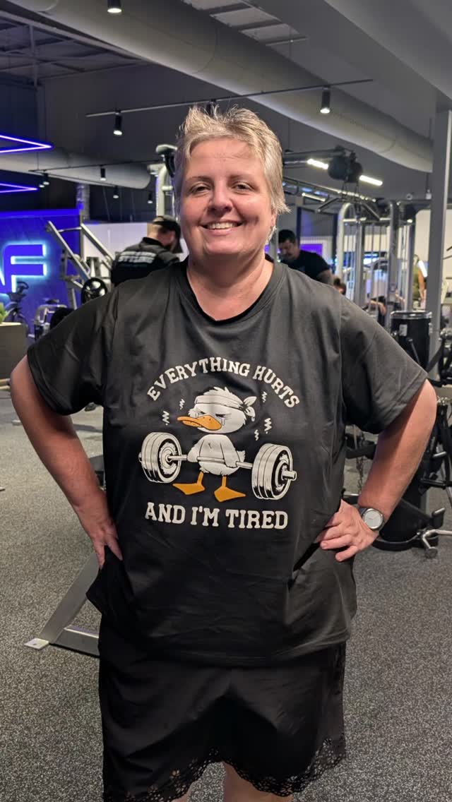Meet Linda. 💪
10 days of work travel and chaos, everything hurting, and running on empty — and she STILL walked through those doors.
That's not motivation. That's discipline.
The shirt says it all 😄 but so does showing up when you really don't want to. This is what the real work looks like, and I couldn't be prouder.
Keep going Linda! 🙌
#PersonalTraining #AnytimeFitness #TheDisciplineFitnessCoach #Resilience #fitness
