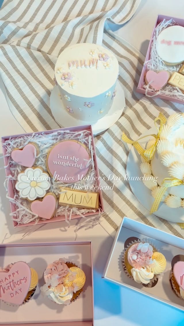 it’s taken me all week but mother’s day treats will be available to order from this weekend ✨🍯🌸