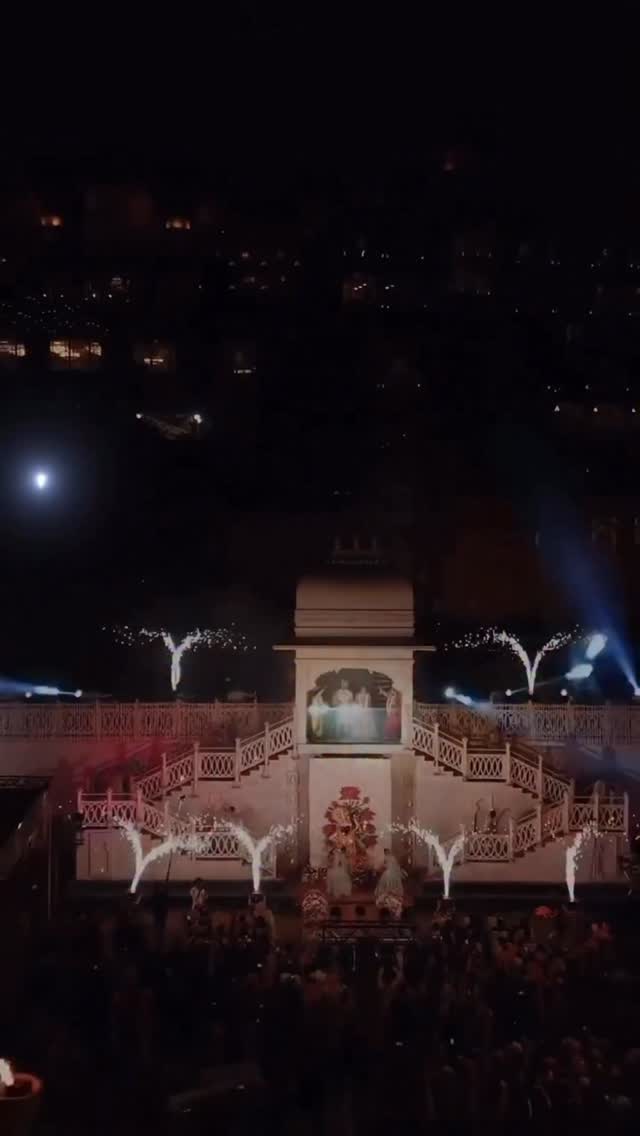 Saltt Catering redefines luxury through a symphony of flavours, textures, and impeccable service. From intimate soirées to grand galas, our commitment to detail and design ensures your event is not just catered, but curated to perfection.
#SalttCatering #SammirSGogia #LuxuryCatering #HighendCatering #GourmetCatering