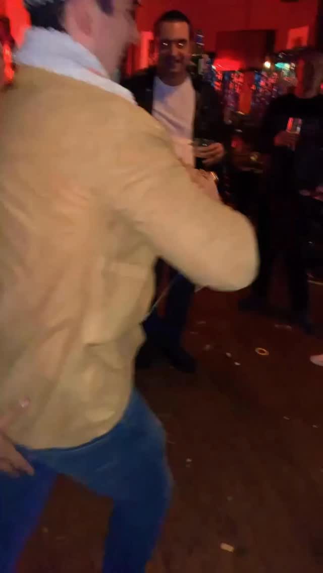 What I’d give to silly dance with you again 😢