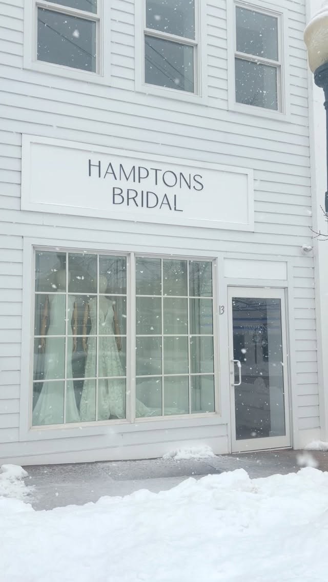Another snowy day in Southampton ☃️
Appointments available this weekend! Come brave the snow and we’ll reward you with pretty dresses and champagne 🍾