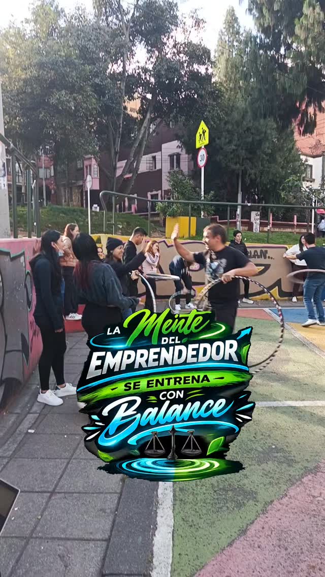 No olvides seguir nuestra cuenta @escuelaslackbogota
Estuvimos con los estudiantes de Habilidades Emprendedoras del profesor @uncafeconpablo y la pasamos maravilloso. Si quieres llevar está experiencia a tu universidad, colegio o equipo de trabajo, no dudes en escribirnos al interno. Ingresa a la página web www.centroslackline.com para más información.