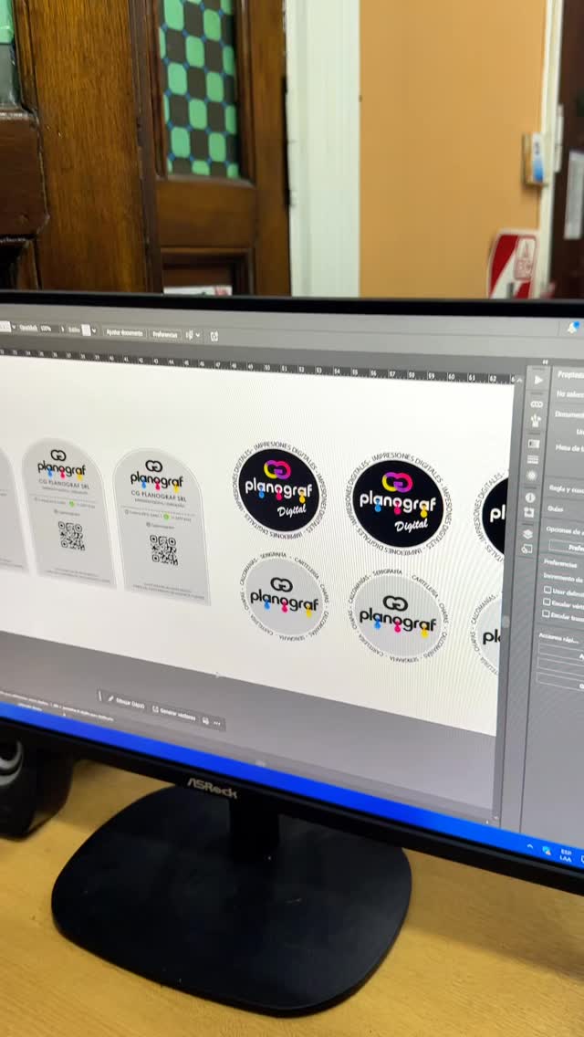 Sumamos nuevas etiquetas a nuestro packaging ✨
Creemos que la calidad empieza desde el primer detalle,
desde cómo se ve y cómo se entrega un producto.
Por eso desarrollamos nuestras propias etiquetas, cuidando materiales, impresión y terminaciones.
Porque el packaging no es solo un envoltorio:
comunica, posiciona y habla por tu marca incluso antes de que lo abran.
Eso es lo que hacemos todos los días. 💪
#CGPlanograf #Packaging #Etiquetas #ImpresiónProfesional