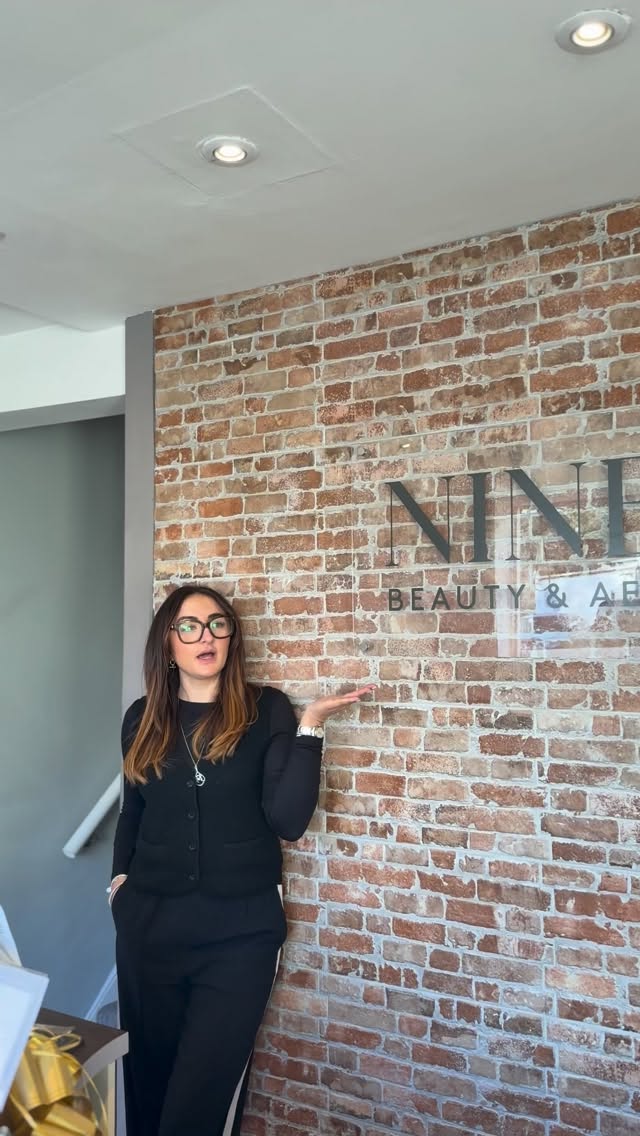 Serving facials perfectly tailored to your skin type all day everyday ✔️
#cheltenham #salon #gloucestershire #cheltenhambeauty #beautysalon