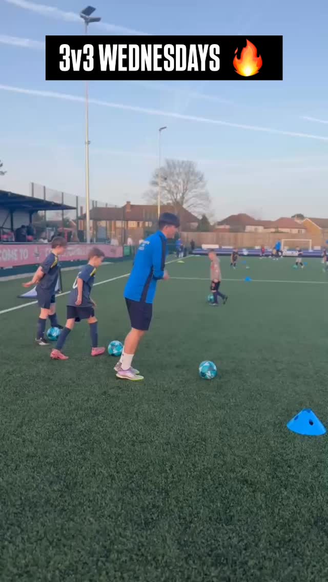 3v3 WEDNESDAYS 🔥
If your child is playing grassroots football and is aged between 6-14 , come and join the 3v3 revolution 🤩
Why 3v3❓
⚽️ Maximises player involvement - less players, more touches of the ball
⚽️ Faster decision making- quick pace and smaller spaces demands players to react rapidly
⚽️ Skill development- more 1v1 / 2v1s and transitional moments accelerate learning and game understanding
⚽️ Confidence building - more success in individual actions boosts player confidence and creativity
⚽️ Fun and engagement - the format keeps children active, involved and having more fun!
Our session format will include :
🌟 45 minutes of structured match play with minimal stoppages
🌟 coaching points / player feedback delivered during the session without stopping the action
🌟 fun and competitive environment that allows players to express themselves freely, be creative and ENJOY every minute !
SESSION DETAILS :
👫 OPEN TO CHILDREN AGED 6-14 (Year 1 - Year 9)
📆 WEDNESDAYS (term time)
🕰️ 5pm - 6pm
🏟️ COBHAM FOOTBALL CLUB (3G Astro Pitch)