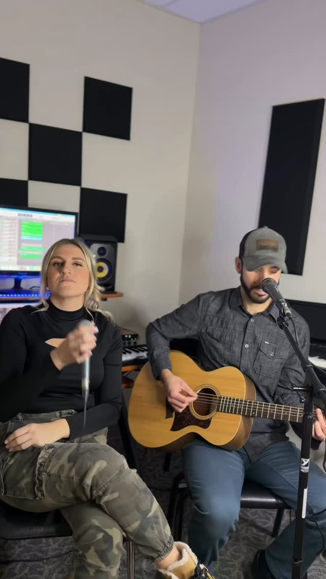 If you love country duets… this one’s for you 🤍
I'm gonna love you - Carrie Underwood & Cody Johnson
#musicreels #singingcover #countrymusicfans #carrieunderwood #codyjohnson