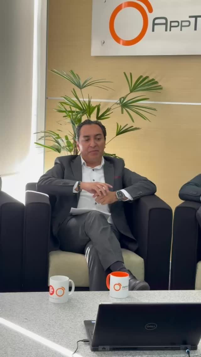 🚀 ¿No alcanzaste a entrar al webinar de hoy?
No te preocupes: muy pronto estará disponible el video completo en YouTube para que lo veas cuando y donde quieras.
💡 En esta sesión exploramos cómo las organizaciones pueden migrar y modernizar sus datos sin fricción, transformar arquitecturas y tomar decisiones tecnológicas más eficientes — desde estrategia hasta ejecución.
🔎 Una pieza clave de la discusión fue Liam Shift, nuestra solución para migración y transformación de datos de forma eficiente y con continuidad operativa, pensada para agilizar flujos de información entre sistemas. 
💼 Y ahora una gran noticia para equipos de cloud:
👉 Liam Shift ya está disponible en el AWS Marketplace ☁️ — lo que facilita su adopción y operación dentro de entornos AWS con menores barreras de entrada para tus proyectos. 
🎥 Pronto publicaremos el webinar completo en YouTube — ¡no te lo pierdas!