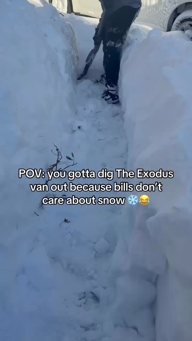 The Exodus van will prevail! 🚐😂❄️ just know that we are doing our best to get to your events! #theexodusbooth #blizzard2026 #snowedin #bostonphotobooth #bostonevents