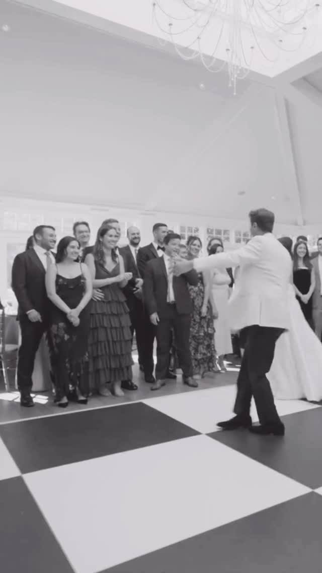 The beginning of forever deserves a dance that feels like magic ✨
Venue: @birkbyhouse
Coordinator: @weddings.with.victoria | @blacktiedmv
DJ: @dj_eddy_bobby | @blacktiedmv
Videographer: @thearcadiapictures
Photographer: @sabrinarhoads
Catering: @tuskies
Florist: @amorganfloral
Dessert: @honeybeepastriesllc
Live Saxophone: @linasaroza
Hair & Makeup: @mbmbeauty_dmv
Dance Floor: @sammysrental
Transportation: Road Yachts
#firstdance #weddingmagic #dmvdj #weddingdj #virginiawedding