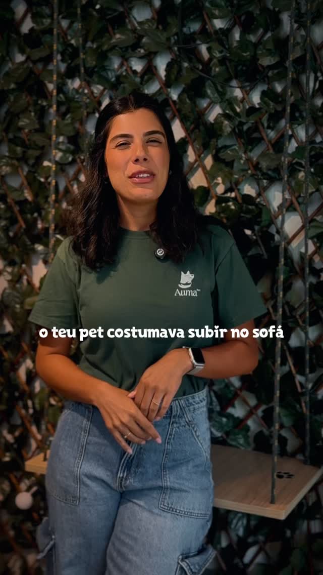 só a idade chegando”... Será mesmo?
Muitas vezes, vemos nossos pets ficando mais lentos, dormindo mais ou desistindo de brincar e aceitamos isso como um processo natural do envelhecimento. Mas a verdade pode ser outra.
Envelhecer faz parte da vida, mas sentir dor ou desânimo não precisa fazer. Proporcione um final de maturidade com muito mais conforto e saúde.
📲 Clique no link da bio e agende uma consulta.
#AumaPet #CaoIdoso #GeriatriaVeterinaria #SaudePet #CheckupSenior