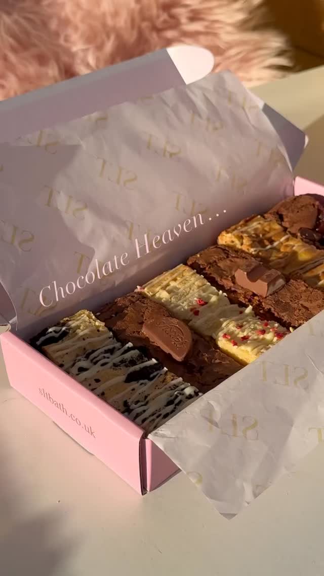 Our postal brownies make a lovely gift for loved ones and available with national delivery 🚚