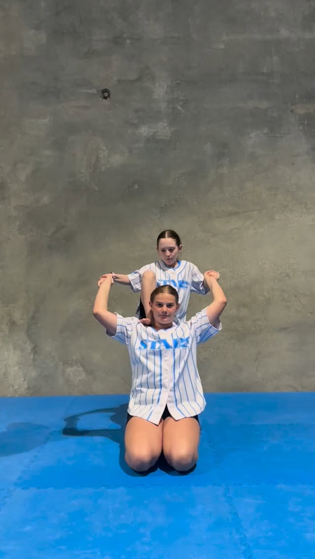 🥳 NEW STUNT 🤩 Cheer Squad on Mondays 6pm! great job Girls !