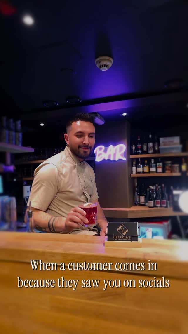 When someone walks in
because they saw Chef Olsi on TikTok
#vineandolives #greekrestaurant #oslofood #oslorestaurants #greekfood oslofoodguide