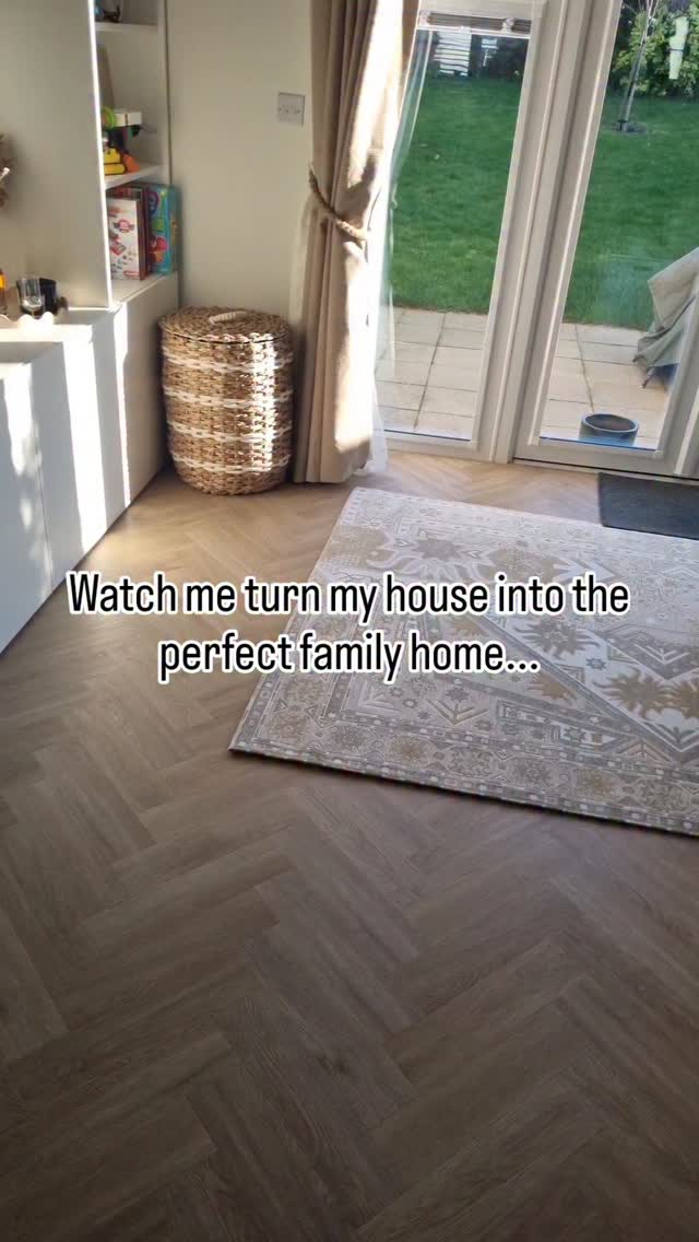 Some days it drives me INSANE. Other days, it reminds me of the life and love that live in this house.
One day I'll have my lovely tidy house again. That day will be so bittersweet ❤️💔
#housegoals #homesweethome #parentlife #mumlife #gratitude