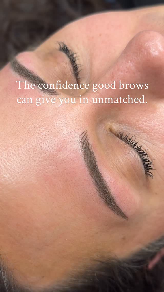 There’s a certain kind of confidence that comes from great brows… and it’s hard to match.
Brows frame the entire face. When they are balanced, soft, and natural looking, everything else just falls into place. Your eyes look brighter, your expressions look more open, and your whole face feels more polished without needing much makeup.
That’s the goal with nano brows. Not brows that look tattooed, but brows that look like you simply woke up with beautiful, effortless brows.
It’s subtle. It’s natural.
But the confidence it gives you is undeniable.
#PMUbrows #Microblading #OmbréBrows #WakeUpWithMakeup #NaturalBeauty #BrowsByKasiaHerdman #BrowsbyBlush #Acworth #Kennesaw #DallasGa #WoodstockGA #Marietta #mariettasquare #CobbCounty