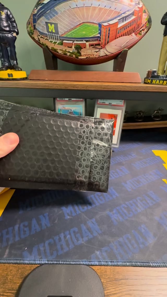 Opening some of the new arrivals today. Will inspect and either send to #psa or be selling on the upcoming #whatnot show. #nflcards #bonix #donrussoptic