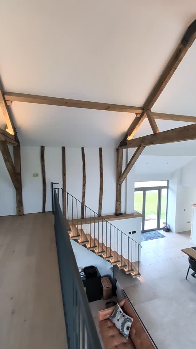 A recent barn conversion completed by the incredible team at Inwood Design.
#interiordesign #bespokecabinetry #interiors #barnconversion #bespokejoinery