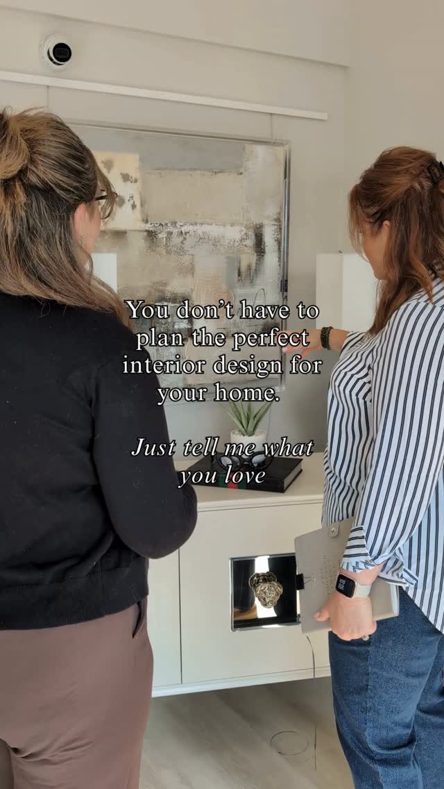 Interior design should start with what you love, not stress or overwhelm.
When your Niagara home reflects your style and how you live, every space feels natural, functional, and timeless.
Learn more about working with me at lkdinteriordesign.com
