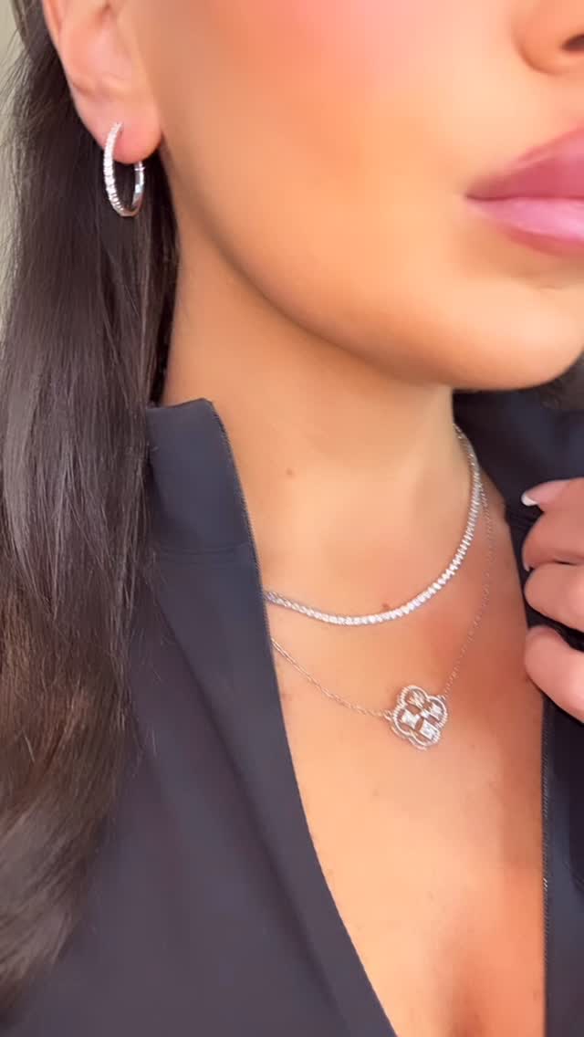 Every day pieces, wear them, love them. Carefully created by Corey. ✨💎✨
#nataliajewellers #southsurreyjeweller #yvr #bycoreyg #southsurreybc