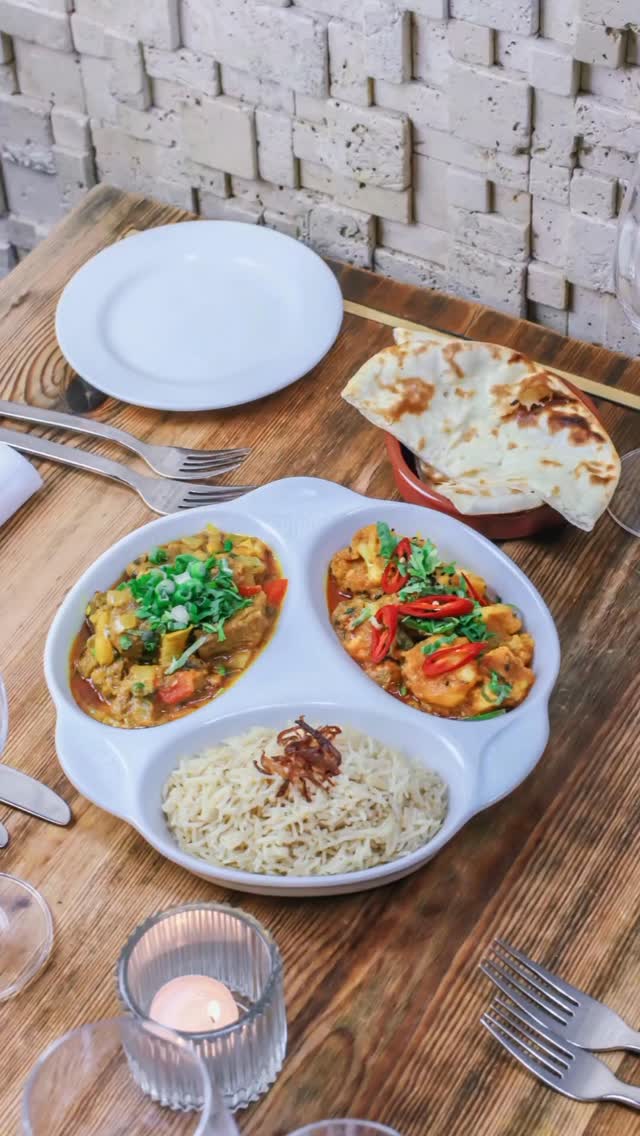 Weekday slump? Not on our watch.
@kinara_group is serving serious flavour across Clontarf, Malahide and Ranelagh. Think bold Thali lunches, stacked ethnic wraps and an Early Bird menu that delivers
And their award winning cocktail list is built to match every spice and kick on the plate.
Midweek deserves better and so do you! Book your table now.
#Kinaragroup #diningindublin