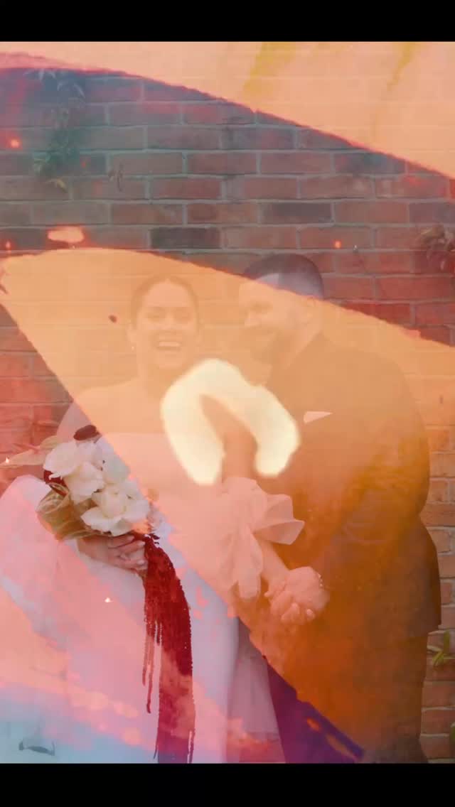 D E M I & P A U L
What a privilege it was to be a part of your incredible day, congratulations to you both!
Enjoy your honeymoon 🎿⛷️💍