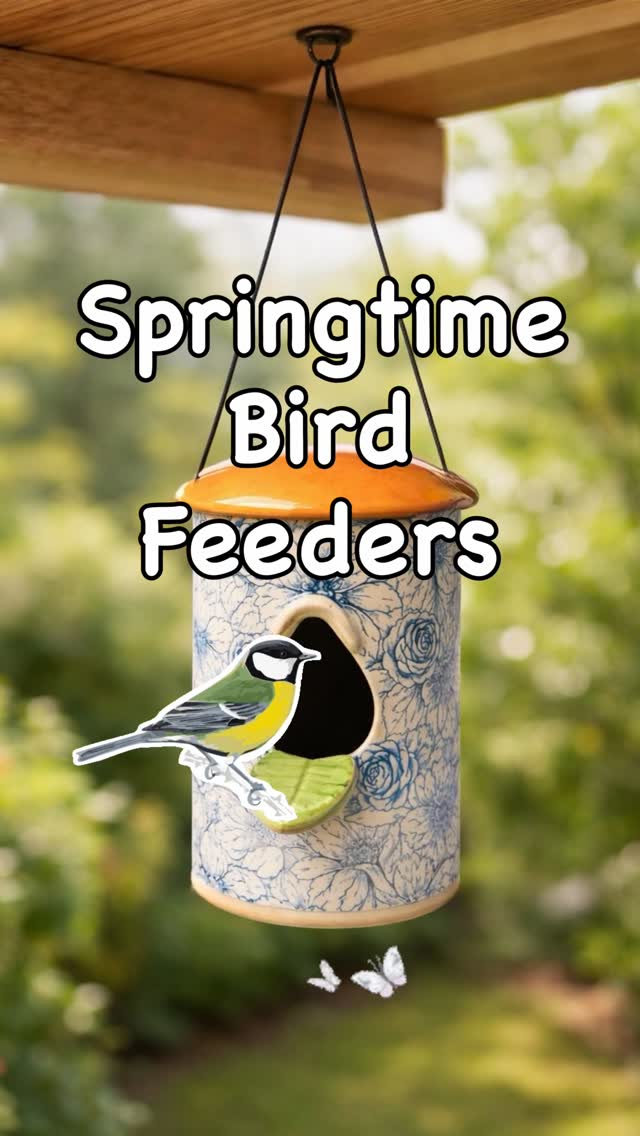 Bird Feeder Tutorial! My first time trying this template… it has a lot of creative potential! @maycocolors Stroke and Coat Cantaloupe and Sour Apple, @elantransfers scraps patched together. #slabbuiltceramics #slabbuiltpottery #handbuiltceramics #birdfeeder #tutorial