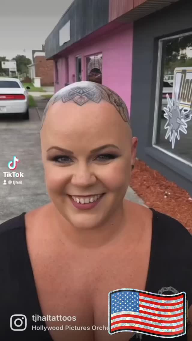 Would you ever get your head tattooed???
#head #headtattoo #tattoo
@luckysupplyusa @eternalink @truetubes @inkmaster @afterinked @afterinkedcolombia @electricgoldonparkblvd @kingpintattoosupply