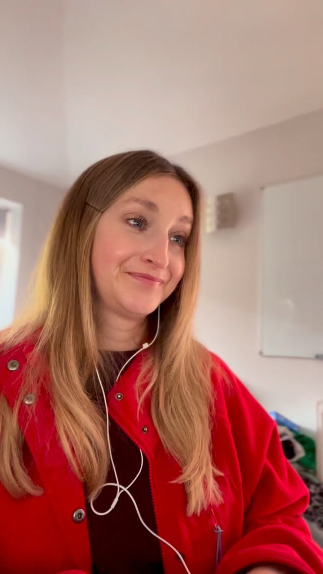 Discover your confidence, discover your new career path. Discover the new (old) you after maternity leave. Discover the fashion industry after graduation!
Book a 15 min free call with me to discuss how Fashion Path can help build your career.
#fashion #career #buyer #design #graduate